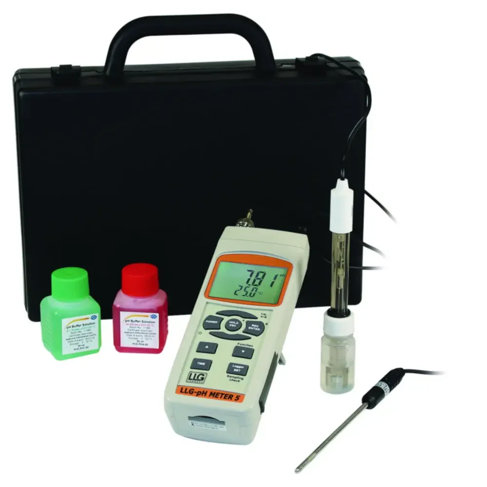 LLG PH Meter 5 Set with Electrode, Temp Sensor, SD Card and Case